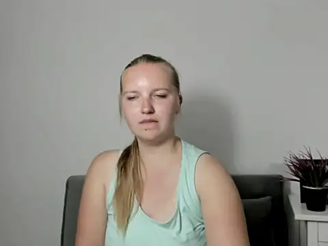RoseTeacherX's Live XXX Chat