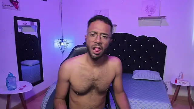 Arez_Vortex_ live XXX chat