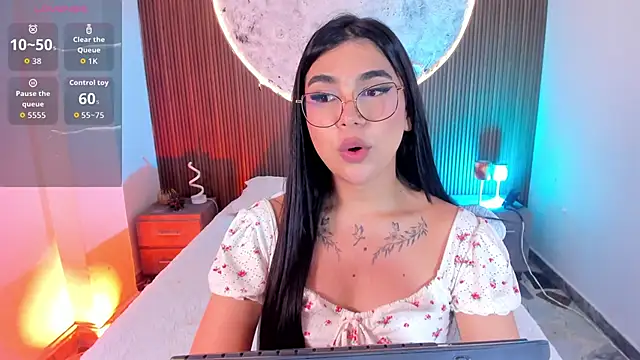 Czat XXX na żywo – RoseCassie