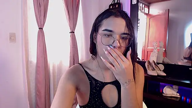 Candyy_doll__'s Live XXX Chat