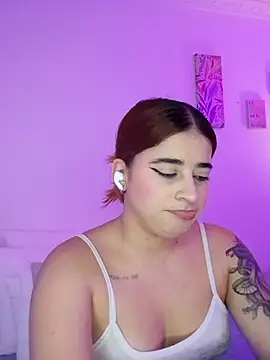 martina_connor1 Adlı Modelin Canlı XXX Sohbeti