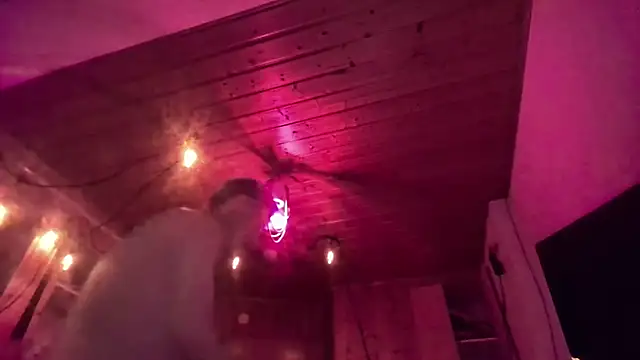 AskAveryAnything's Live XXX Chat