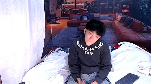 RomeoMillerr 라이브 XXX 채팅