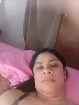luna_pinky Chat XXX in diretta