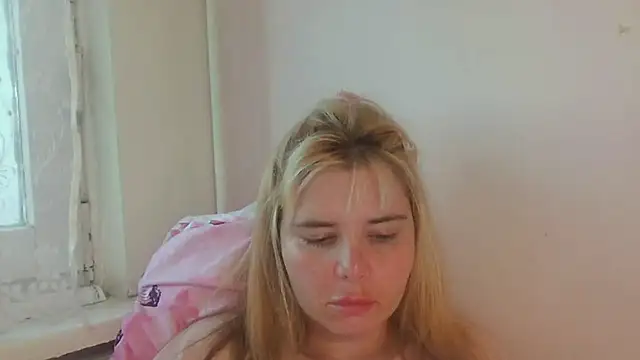 Chat XXX Live HornyElena