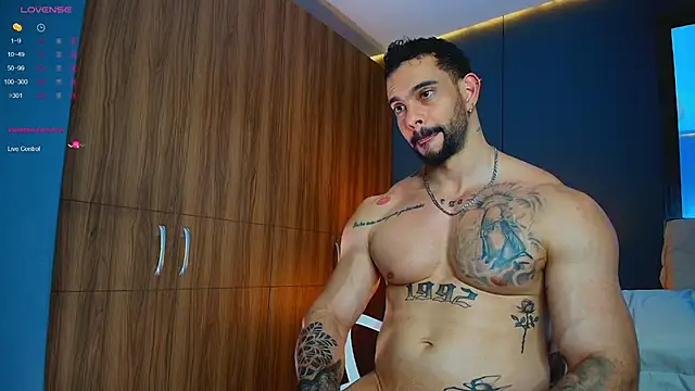 massimo_visconti – Live XXX-chat
