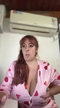 Chatroom XXX en direct de Sofyalone_