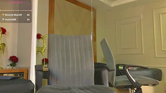 XXX chat uživo modela CharlesBrown_