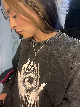 Liamiler01_'s Live XXX Chat