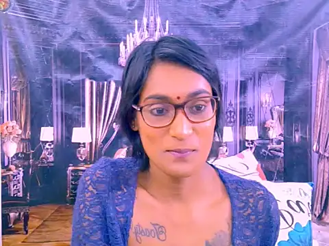 Chat XXX en directo de IndianRebel4u2Luv