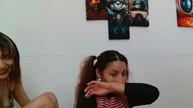 3littles Adlı Modelin Canlı XXX Sohbeti