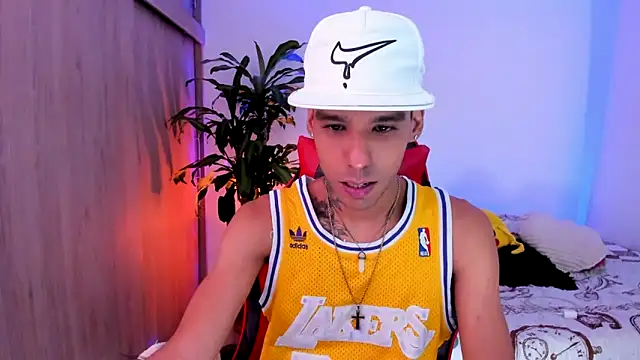 Damianwhite's Live XXX Chat
