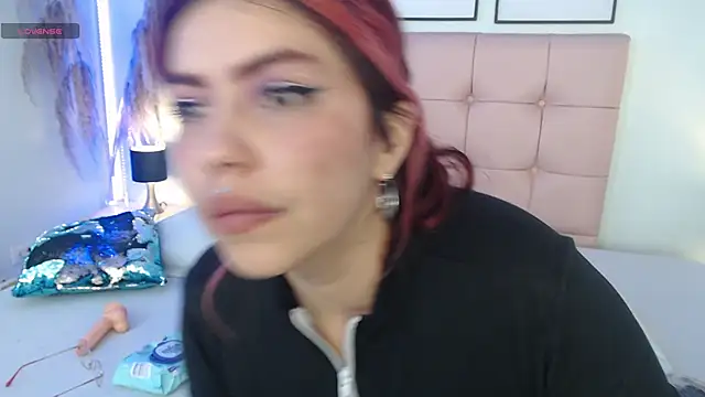 LilMoon_ Adlı Modelin Canlı XXX Sohbeti