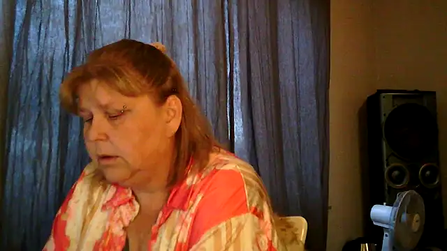 Chat XXX en directo de Sylviastar46