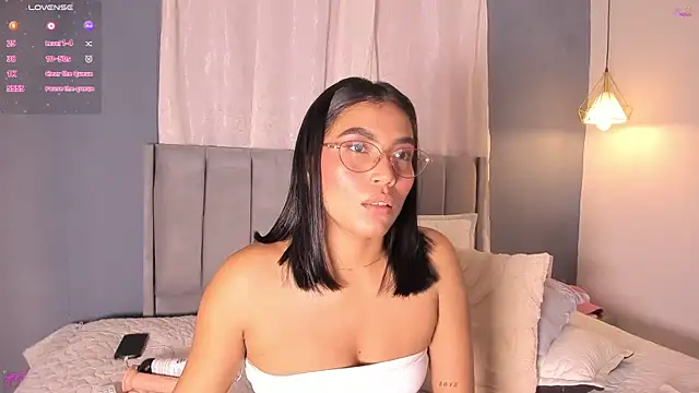 Chat XXX Live valentina_Noa