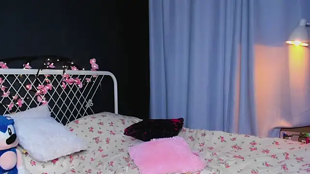 lizaa_breeze's Live XXX Chat