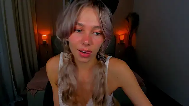 Chatroom XXX en direct de LuluAlis