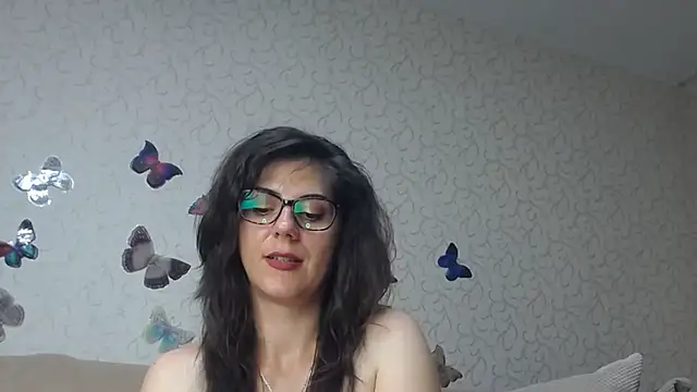 دردشة Karinnne الجنسية المباشرة