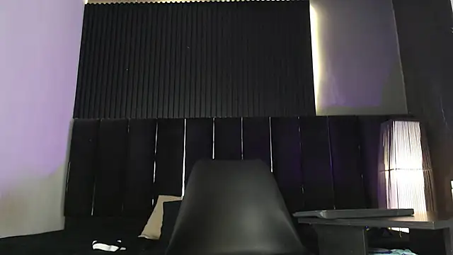 Logan_Steel Live XXX Chat