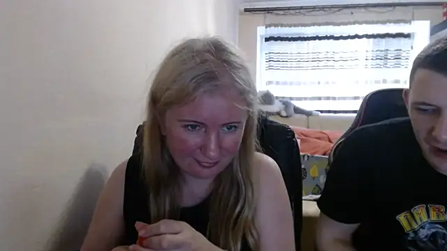 PeterAndJen Show Webcam