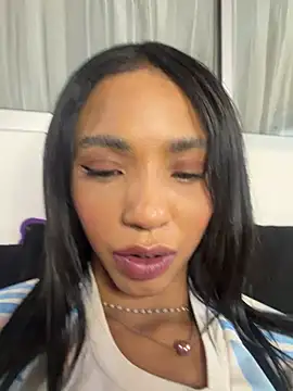 xenia_golden Chat XXX in diretta