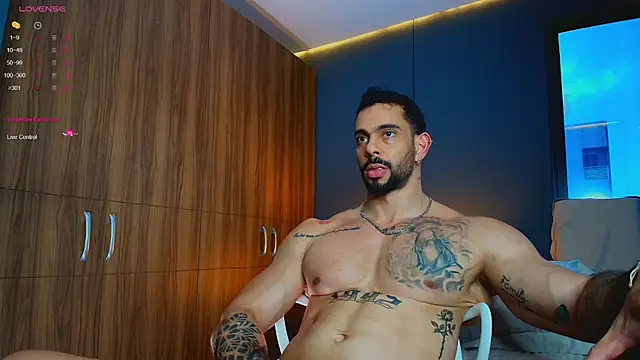 massimo_visconti Chat XXX live