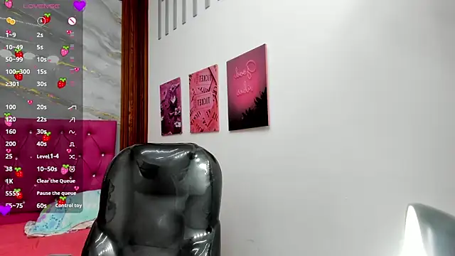 Helen_russo élő XXX-chatje