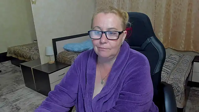 Frau_Marta's Live XXX Chat