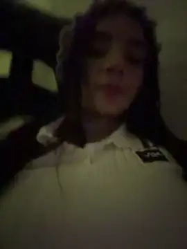 Abriil_cutee Adlı Modelin Canlı XXX Sohbeti