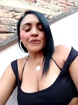 EstrellaSmmith 现场XXX聊天