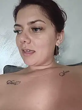 Noraa_me's Live XXX Chat