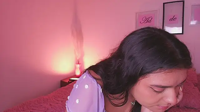 Addela_ – Naživo XXX chat