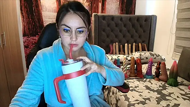 sofia23dirty 现场XXX聊天