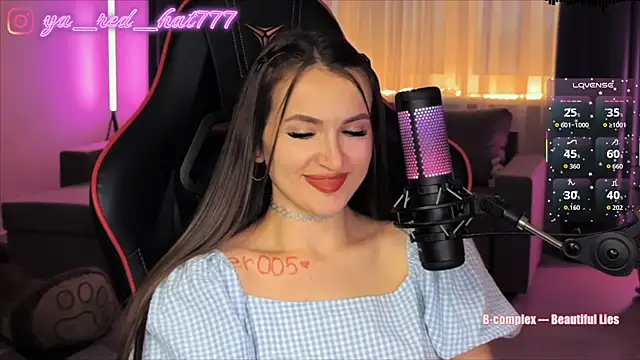 -RED_HAT- – Live XXX-chat