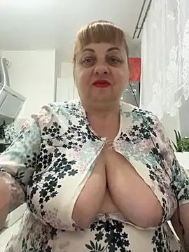 LanaSoftt's Live XXX Chat