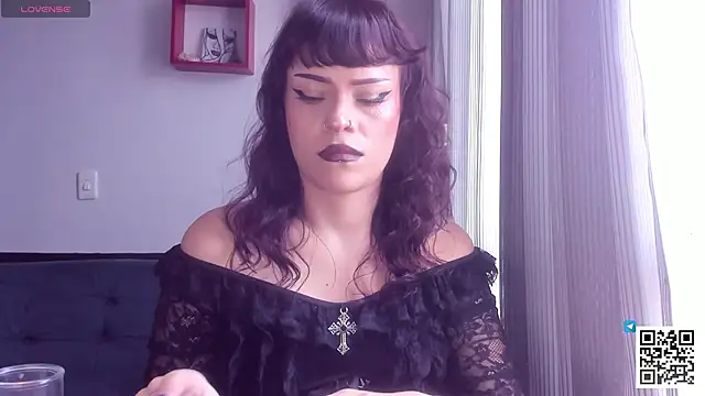 seijaku_ – Naživo XXX chat