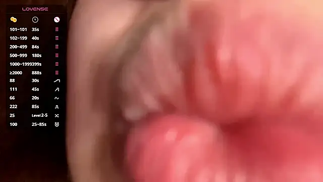 XXX chat uživo modela LoryMusetti