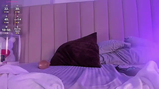 LollyGate live XXX chat