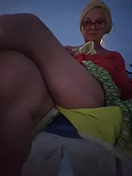 Hot-Muci élő XXX-chatje