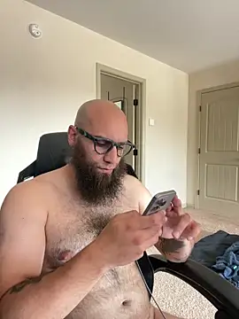 MastaWolfy Live XXX-Chat