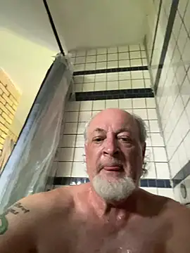 Skippy2420's Webcam Show