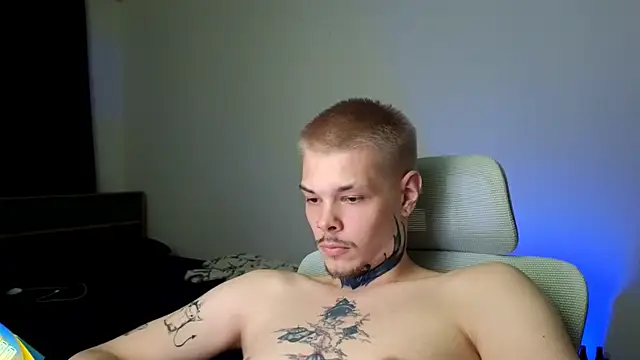DENIS_HERE: онлайн-секс-чат