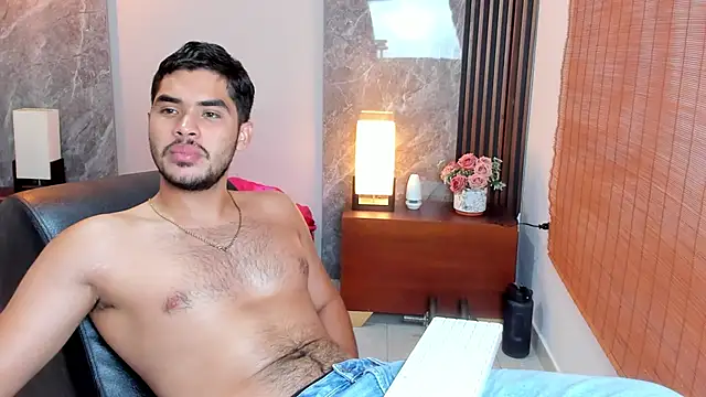 luciano_vitalen Live XXX chat