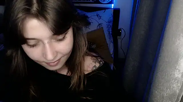 Chat XXX ao vivo de AlienforTwenty