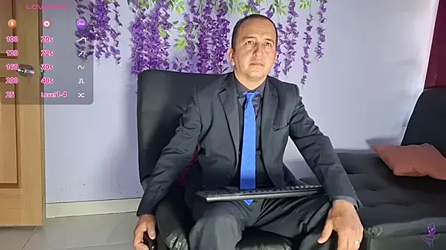 Živý XXX chat GreisyAndHazzan