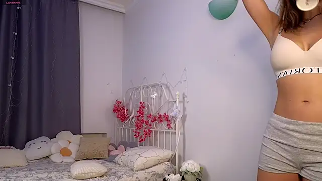 springloveee élő XXX-chatje