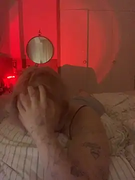 Chat XXX en directo de Ella_Bloom