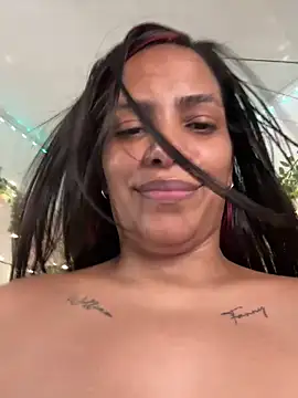 ArielleMillerr-'s Live XXX Chat