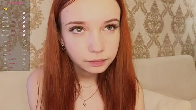 foxy_bloomm élő XXX-chatje