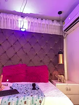Auri__ Live XXX Chat